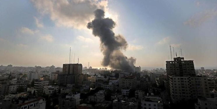 حمله توپخانه‌ای رژیم صهیونیستی به دو نقطه وابسته به مقاومت در نوار غزه