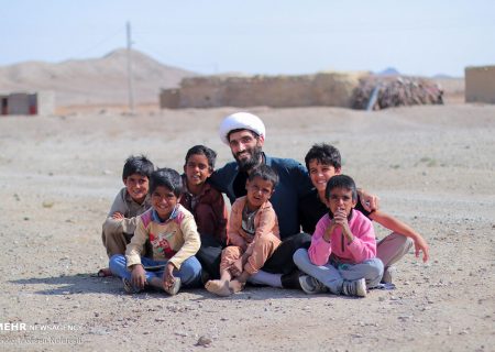 برگزاری اربعین متفاوت در ۳۰ کیلومتری مرز افغانستان +‌ عکس