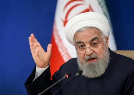 دستور اکید روحانی به وزارت صمت برای نظارت و مدیریت دقیق بر قیمت کالاها در ایام پایانی سال