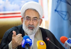 قوه قضائیه، گمرک و سازمان بنادر باید جلوی قاچاق کالا را بگیرند