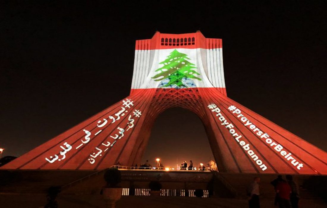نقش بستن پرچم لبنان بر روی برج آزادی تهران + عکس