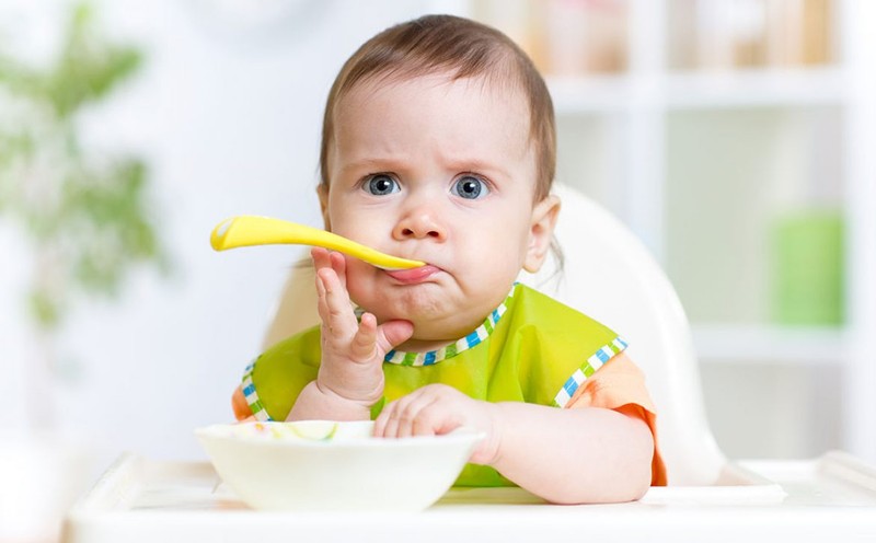 کودکان به این۸ ماده غذایی لب نزنند