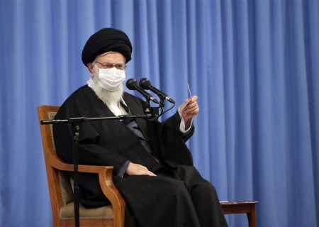 امام خامنه‌ای: انتقام از آمران و قاتلان شهید سلیمانی در هر زمان که ممکن باشد قطعی است/ چهار توصیه رهبر انقلاب به مردم و مسئولان