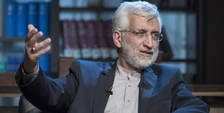 جلیلی: اگر رئیس‌جمهور با حلقه اطرافش تعارف نداشته باشد، دیگران حساب دست‌شان می‌آید
