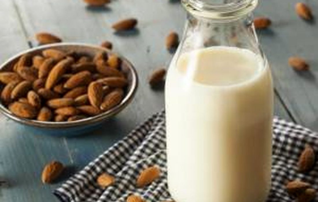 خواص شیر بادام برای سلامت بدن