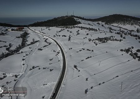 تصاویر/ بازگشایی محور کوهستانی گلوگاه پس از بارش شدید برف