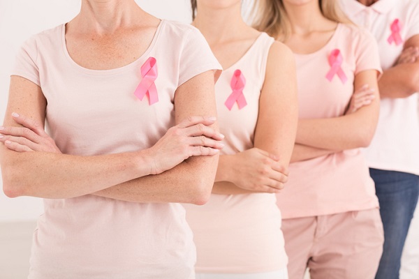علایمی در سینه که هشدار دهنده سرطان پستان است