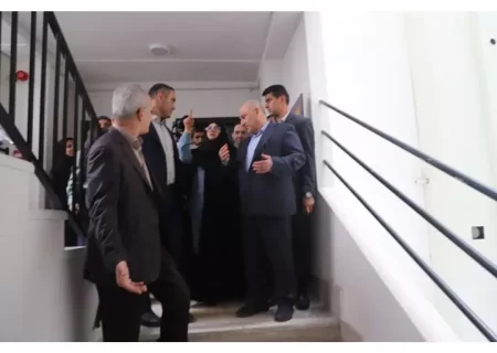 بازدید استاندار از دانشگاه علوم پزشکی استان