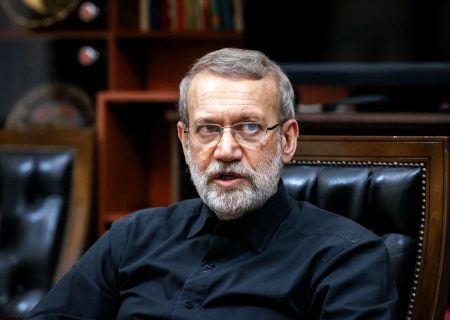 لاریجانی: ایران در همه شرایط کنار لبنان است؛ تصمیم‌گیری با ملت لبنان است