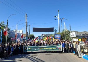 خروش مردم نکا در راهپیمایی ۱۳ آبان