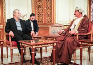 دیدار علی لاریجانی با وزیر دفتر سلطنتی عمان