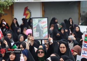 نکا غرق در حضور مردم