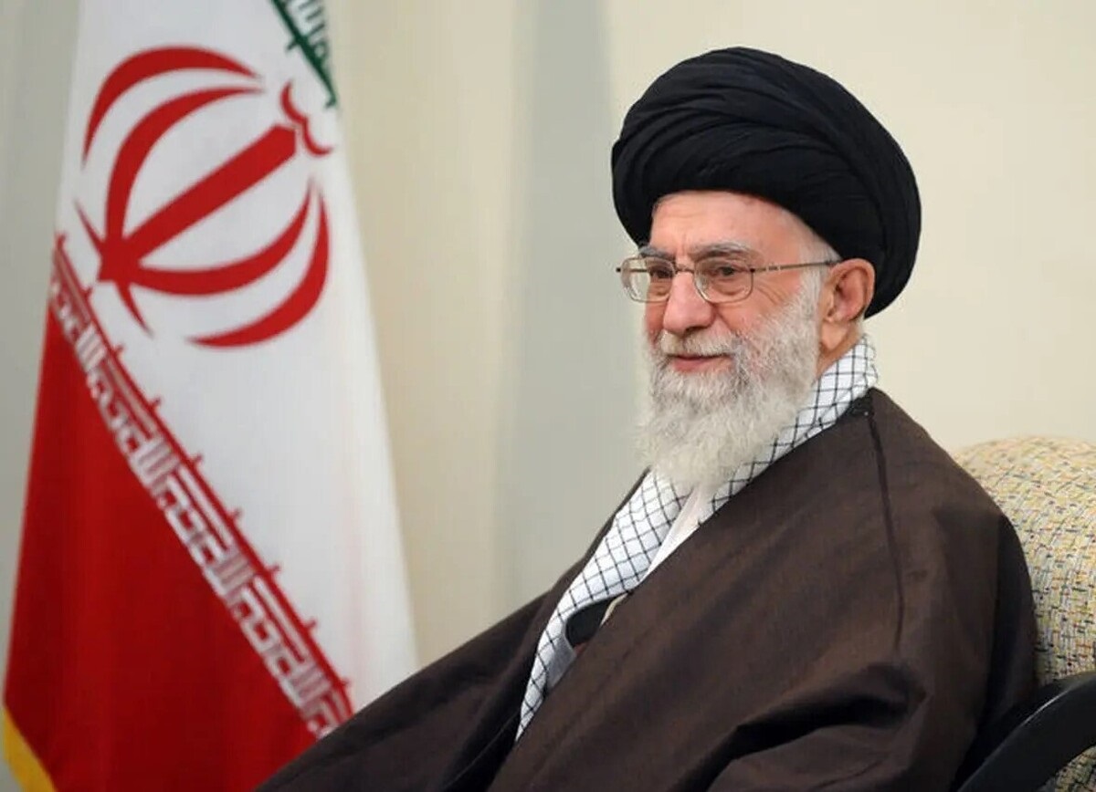 سکوت در برابر دشمنان همراهی با ظلم است