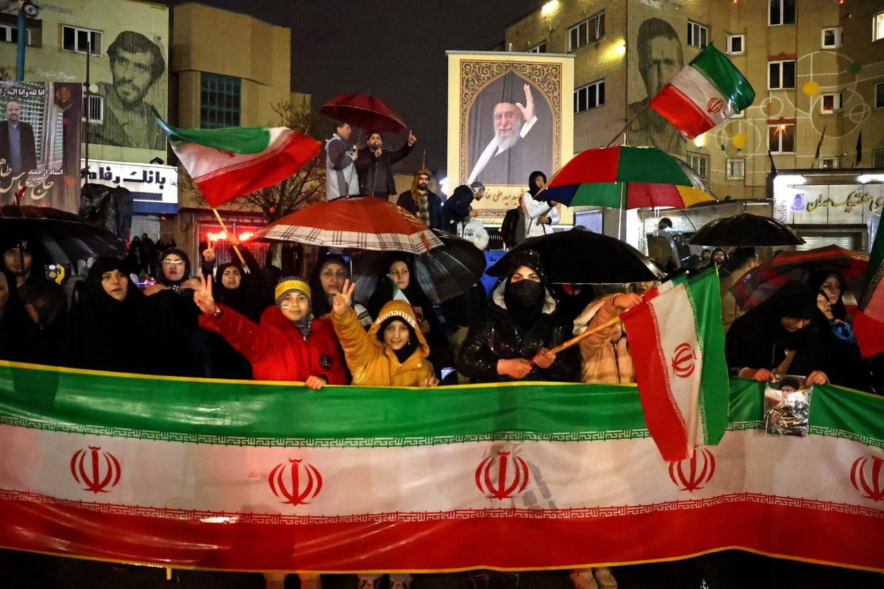 ۳۰ شب ایستادگی؛ دست برتر با ایران ۳۰ شب ایستادگی؛ دست برتر با ایران