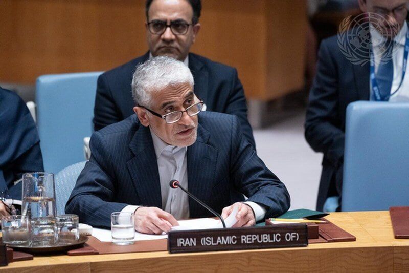 ایروانی: تسلیحات بکار رفته در تجاوز به ایران از زرادخانه برخی کشورهای حاشیه خلیج فارس بود