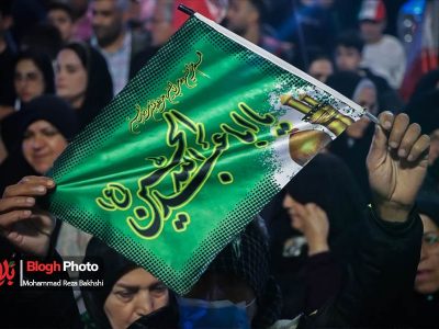 مردم نکا کماکان در خیابان‌ها