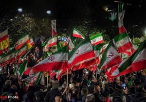 پنجاه روز ایستادگی