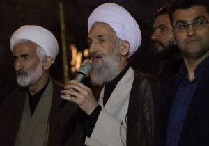 تا تحقق اهداف انقلاب ایستادگی خواهیم کرد